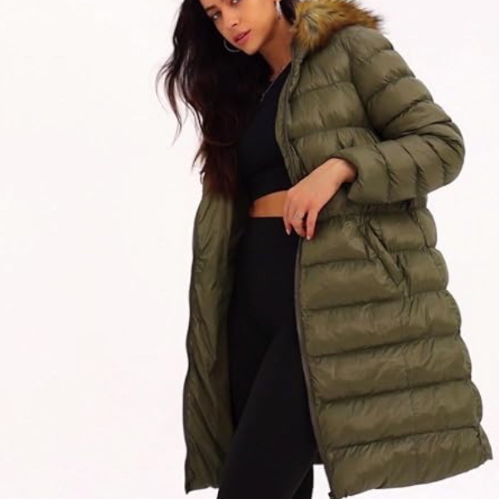 Chic Nation Puffer Jacket with Fur Hood